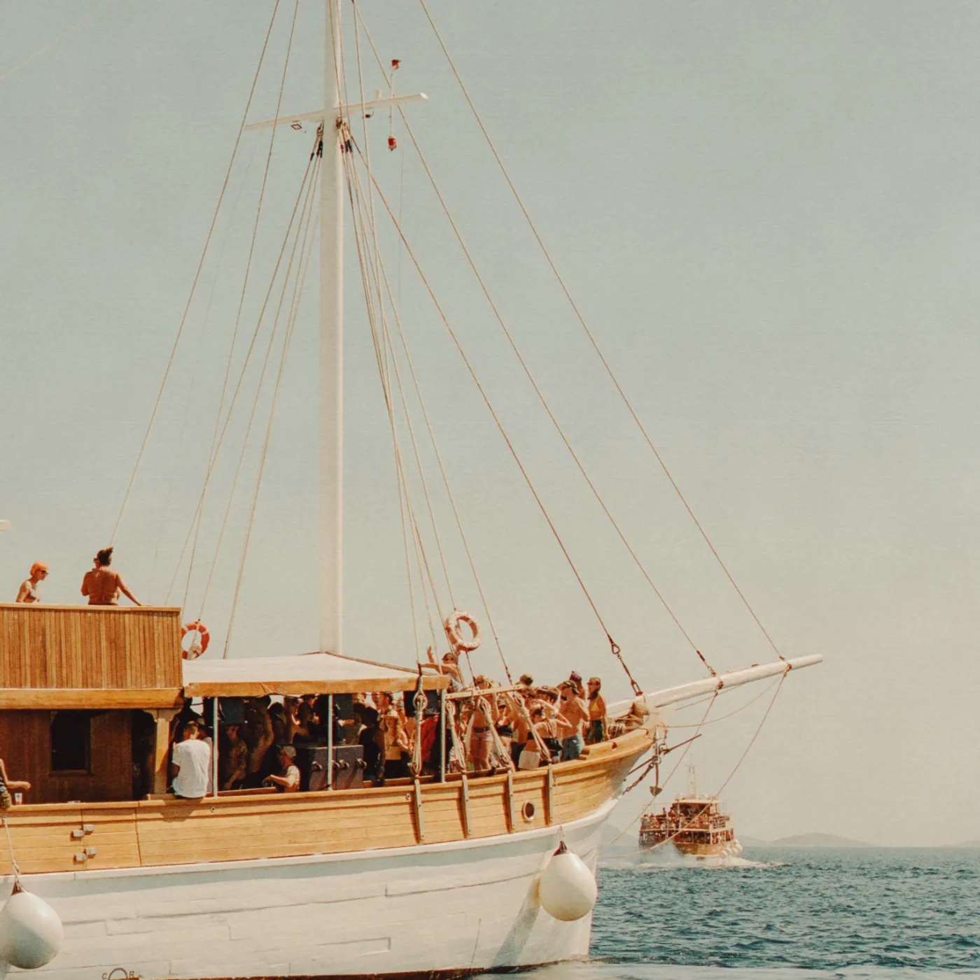 Dekmantel Boat Party